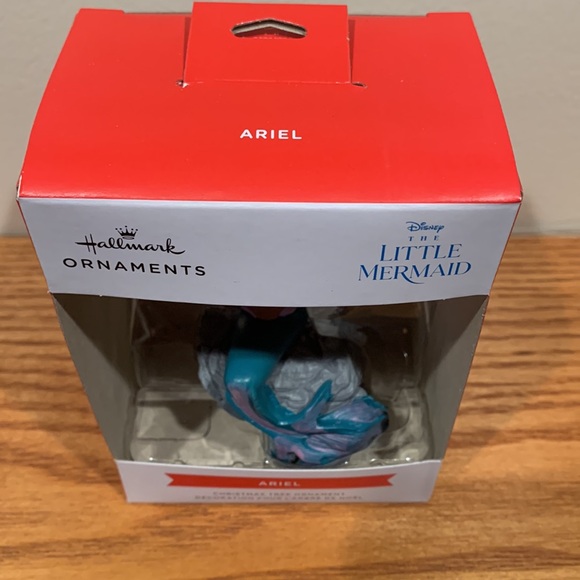 Disney The little mermaid Ariel Hallmark ornament - Picture 7 of 8